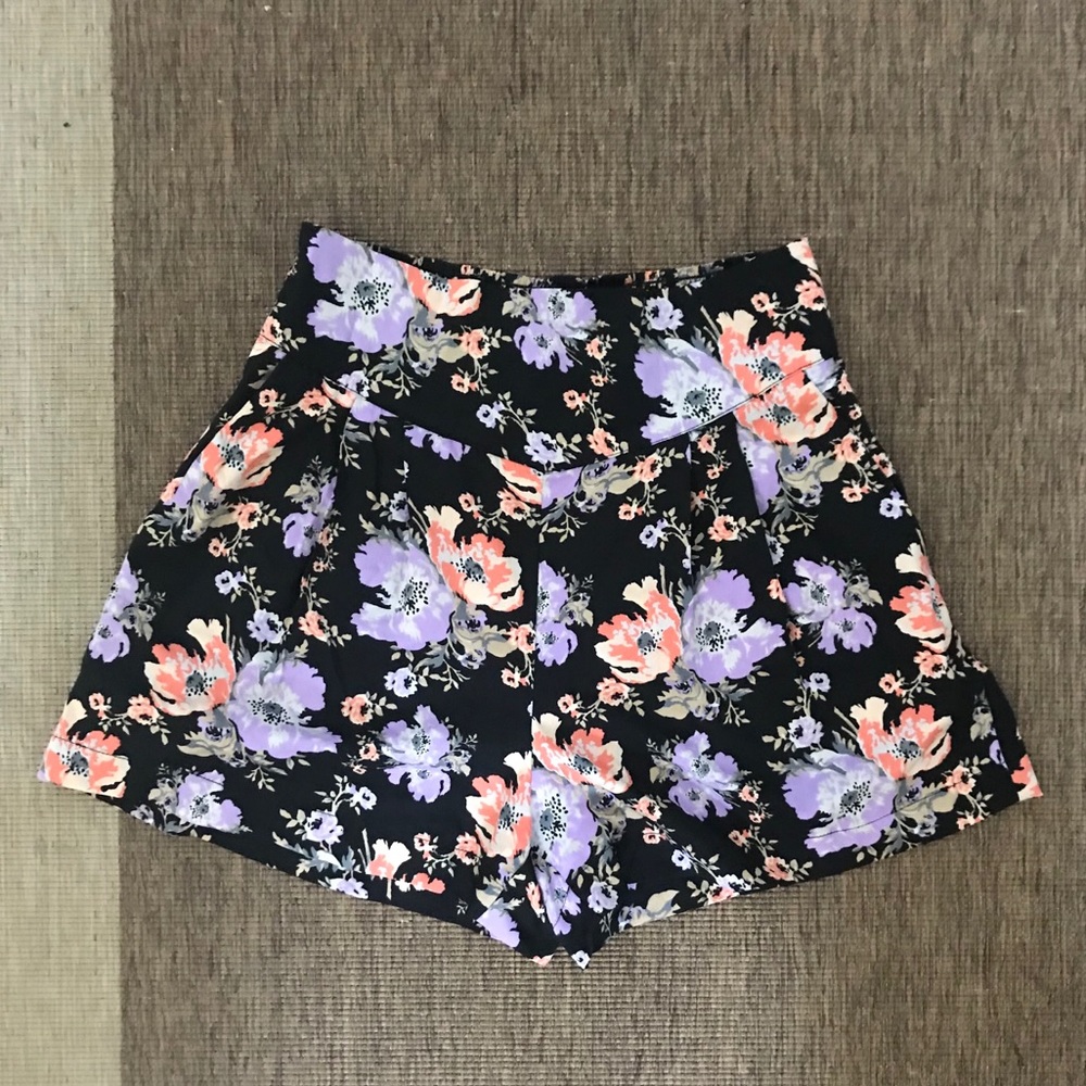 Urban Outfitters High Waisted Black Floral Shorts
